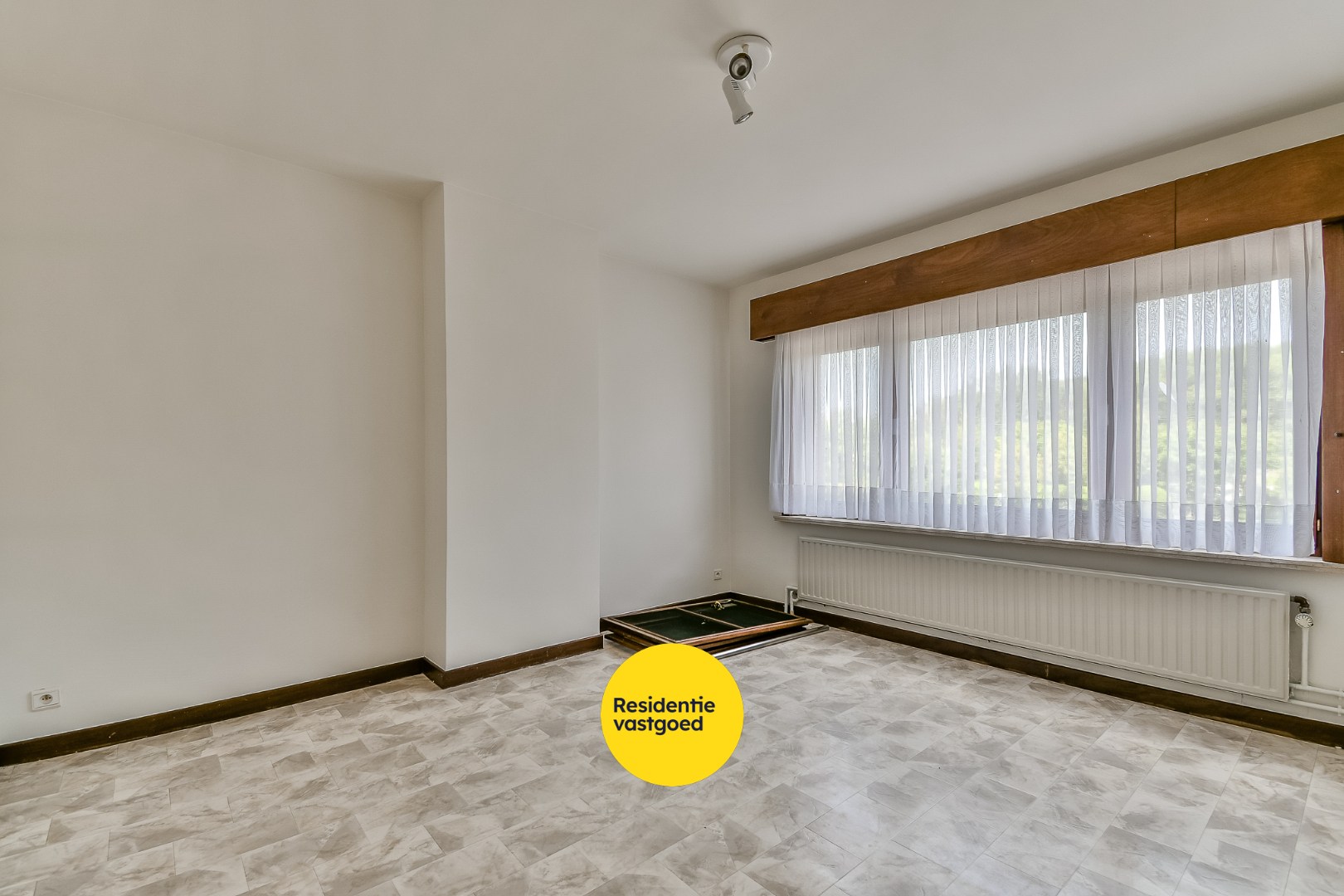 Woning met 3 slaapkamers en tuin, vlak aan het strand van Bredene 