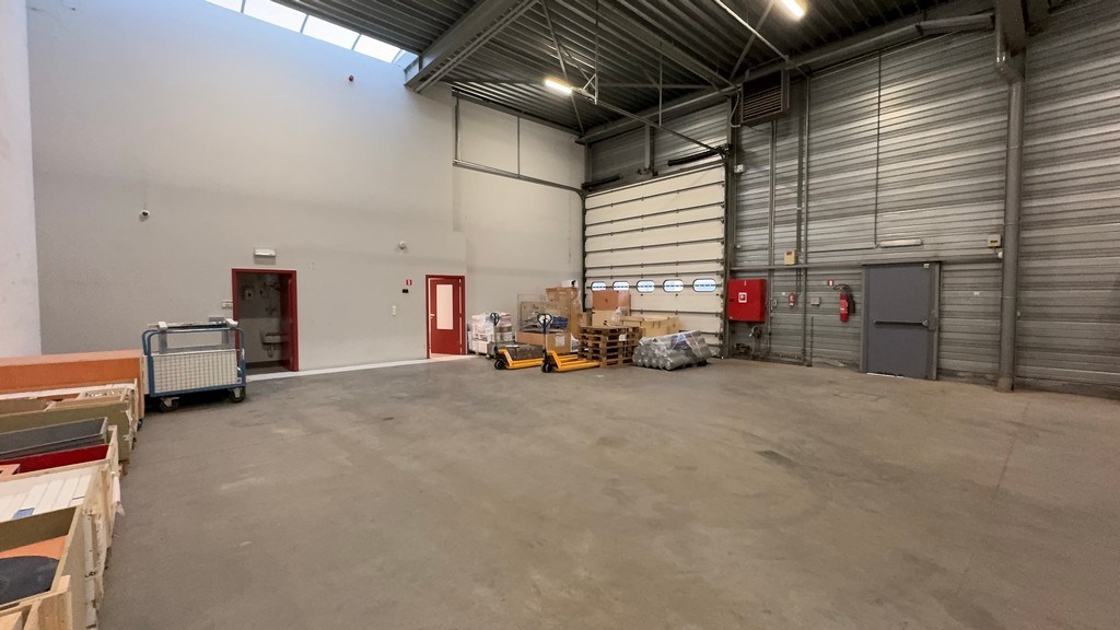 Kantoren met magazijn te huur in MB Office Park II aan The Loop in Gent