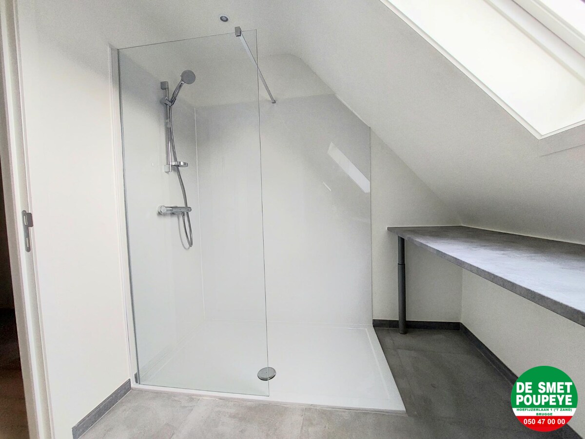 alt=badkamer met douche