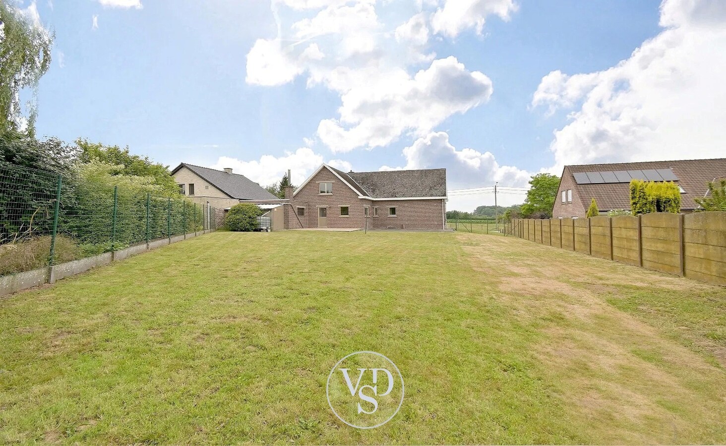 Ruime, degelijke woning 