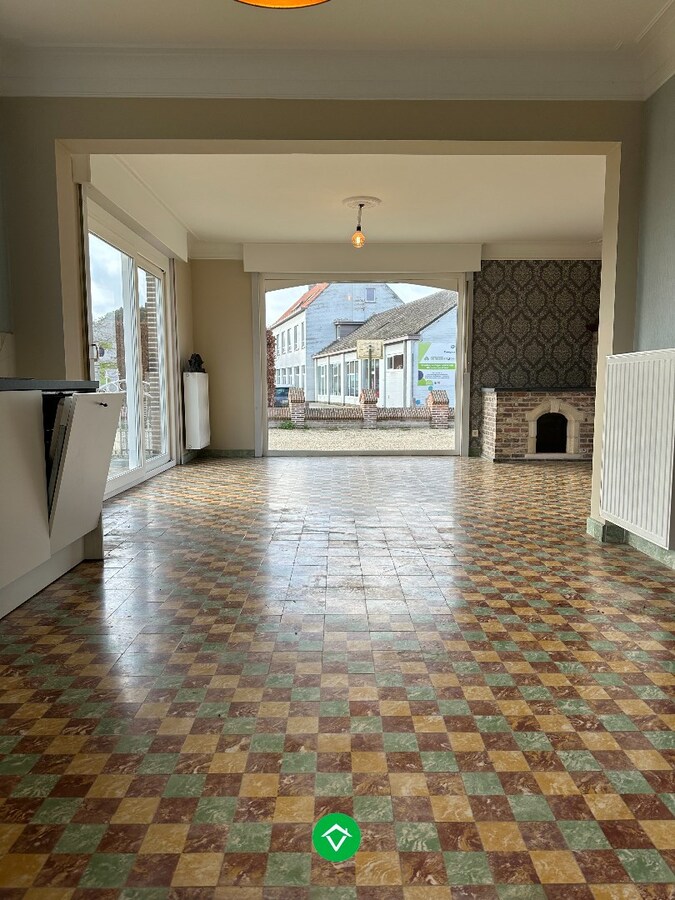 Statige Woning met Landelijke Vergezichten in Bovekerke 