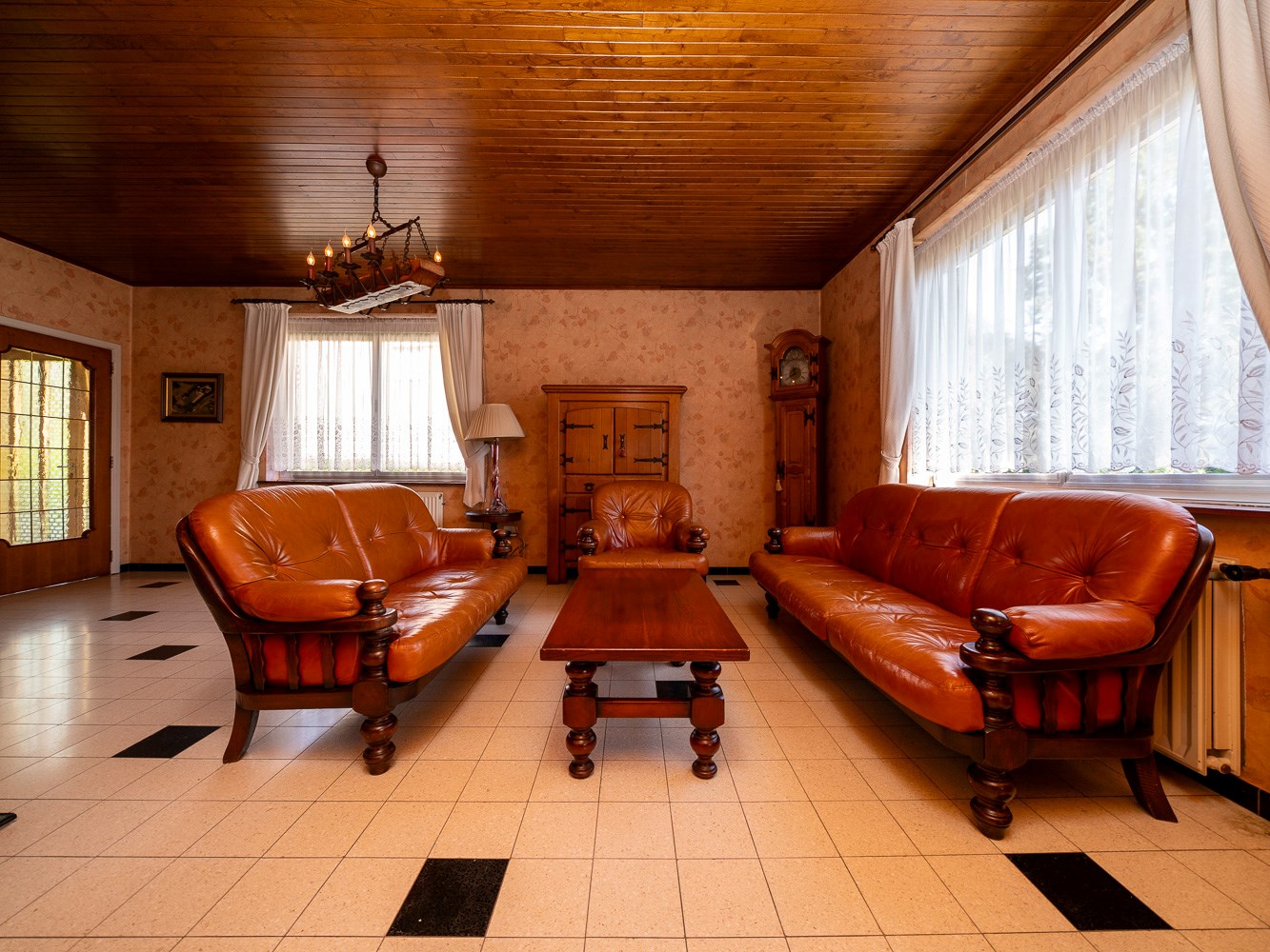 Woning met loods op gegeerde locatie 