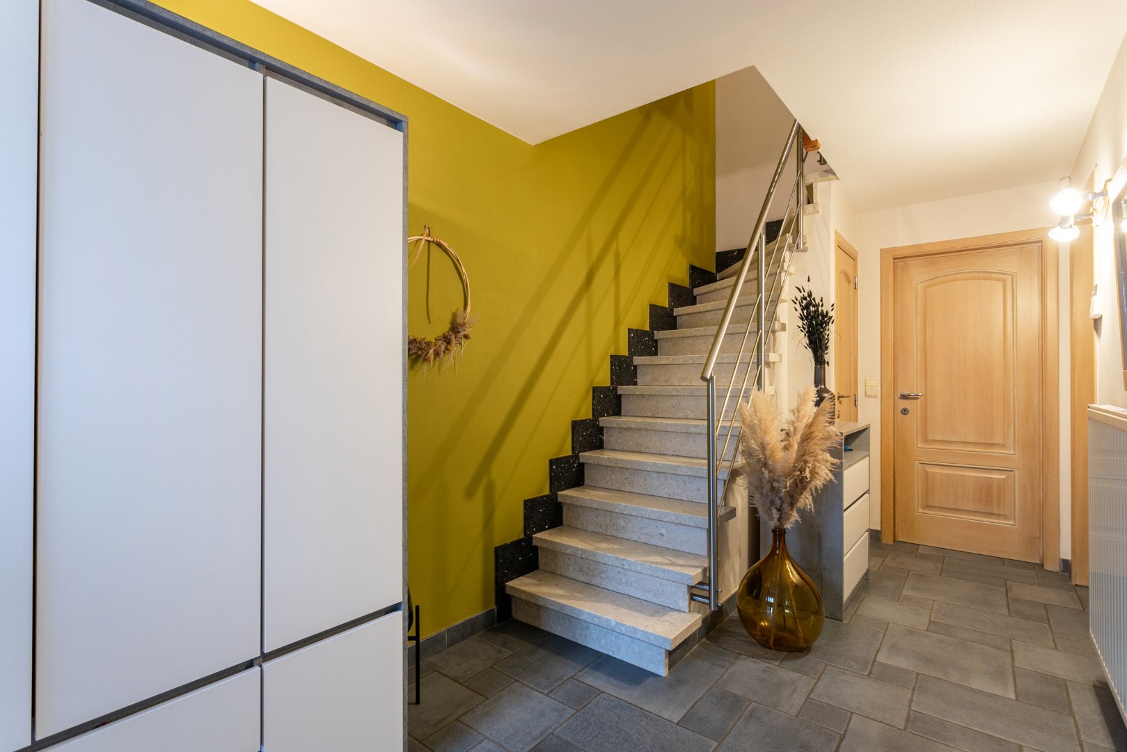 Maison économe en énérgie avec 3 chambres et garage à Halle 