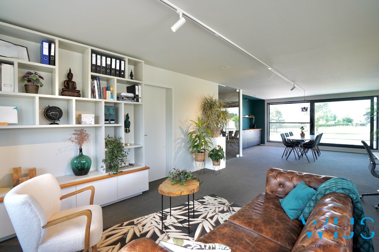 Zeer tof kantoor van 130m² te Assenede ! 