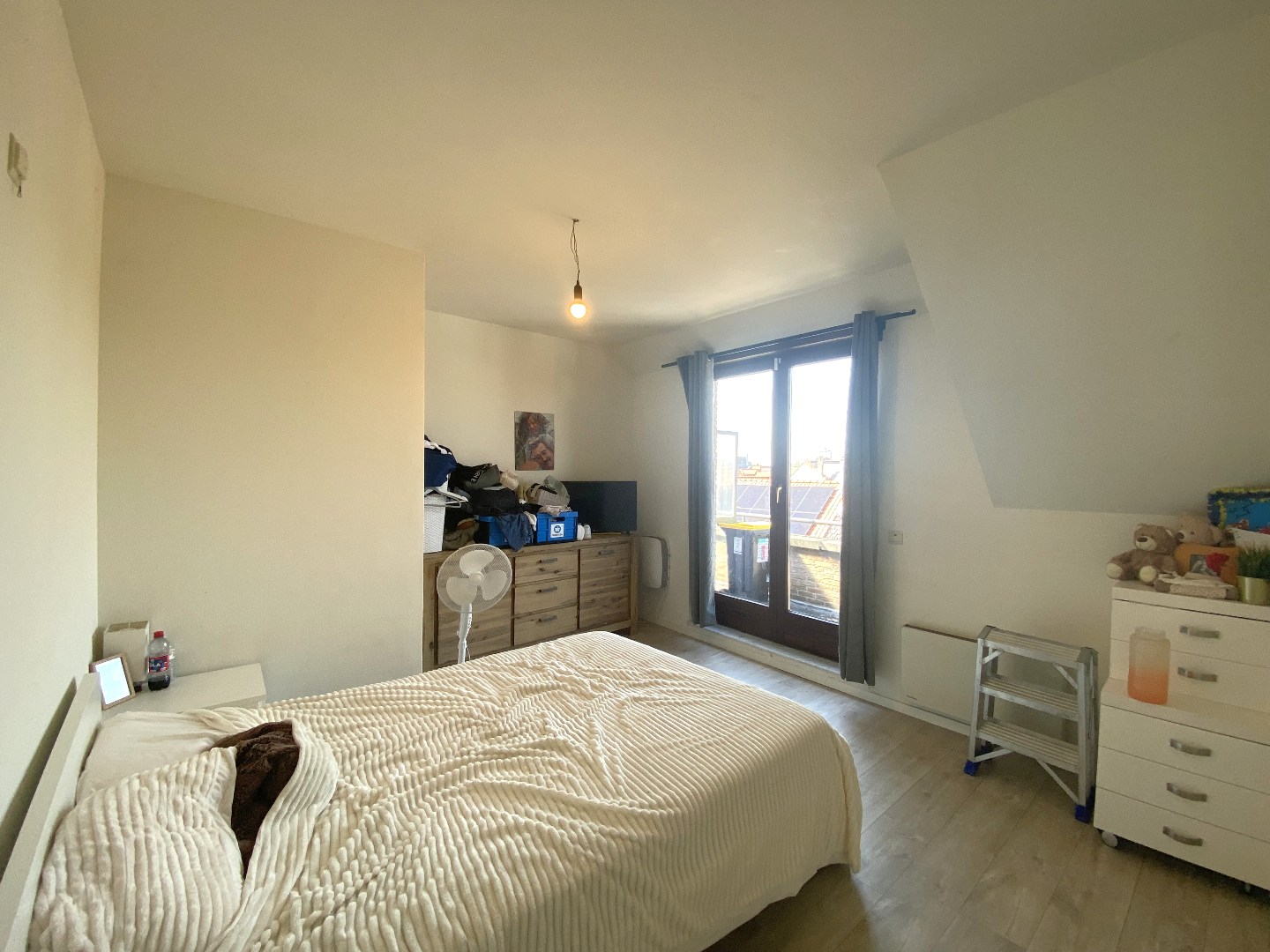 Centraal gelegen instapklaar duplex appartement met garage en terras! 