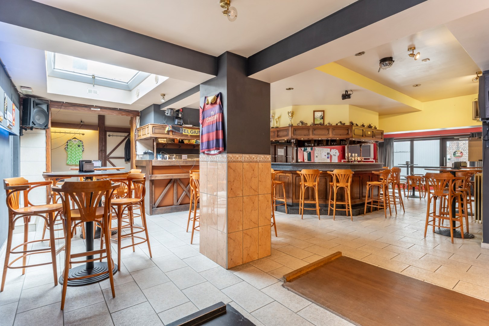 Rechtstraat 42, Rutten - Café