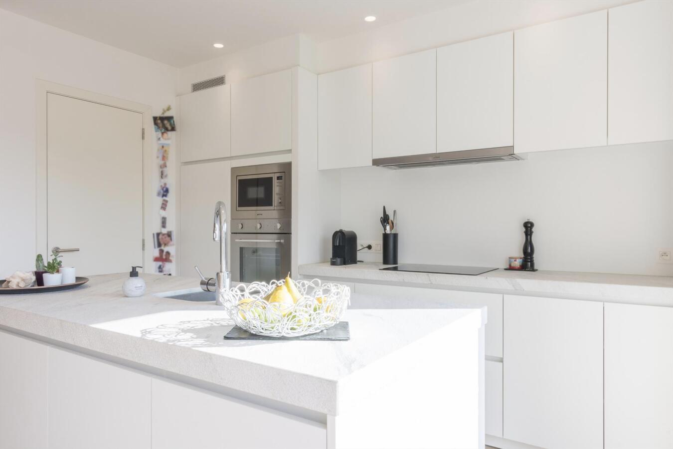 Nieuwbouwwoning met luxueuze afwerking te Merelbeke 