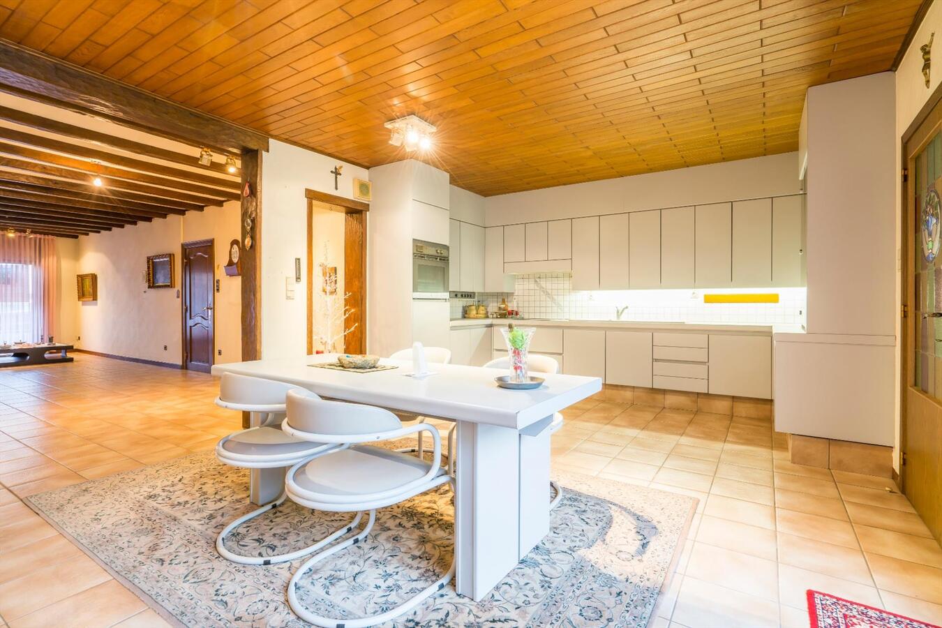 Verrassend ruime woning op uitstekende ligging 