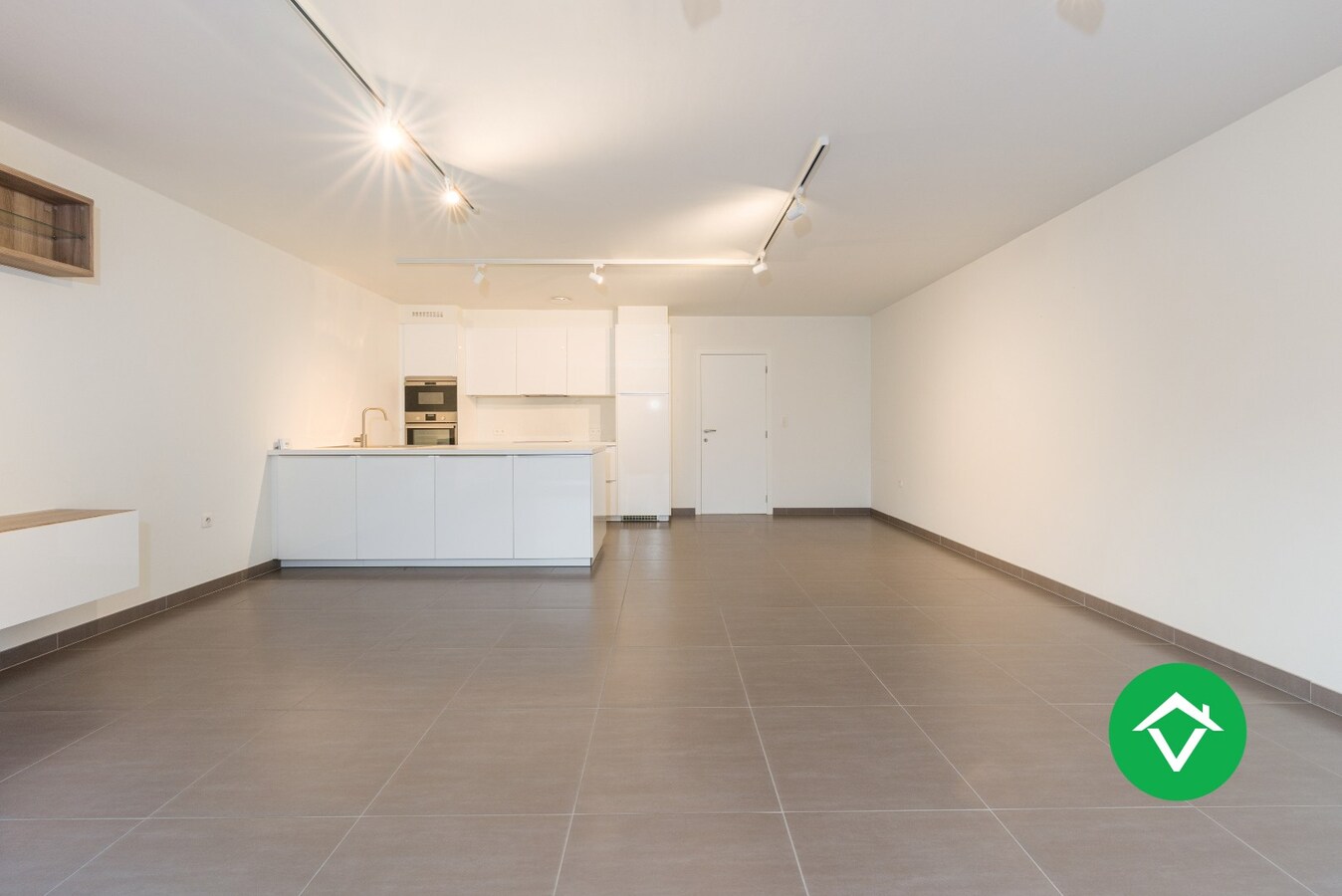 Instapklare energiezuinige woning (2018) met garage en tuin in Zevekote 