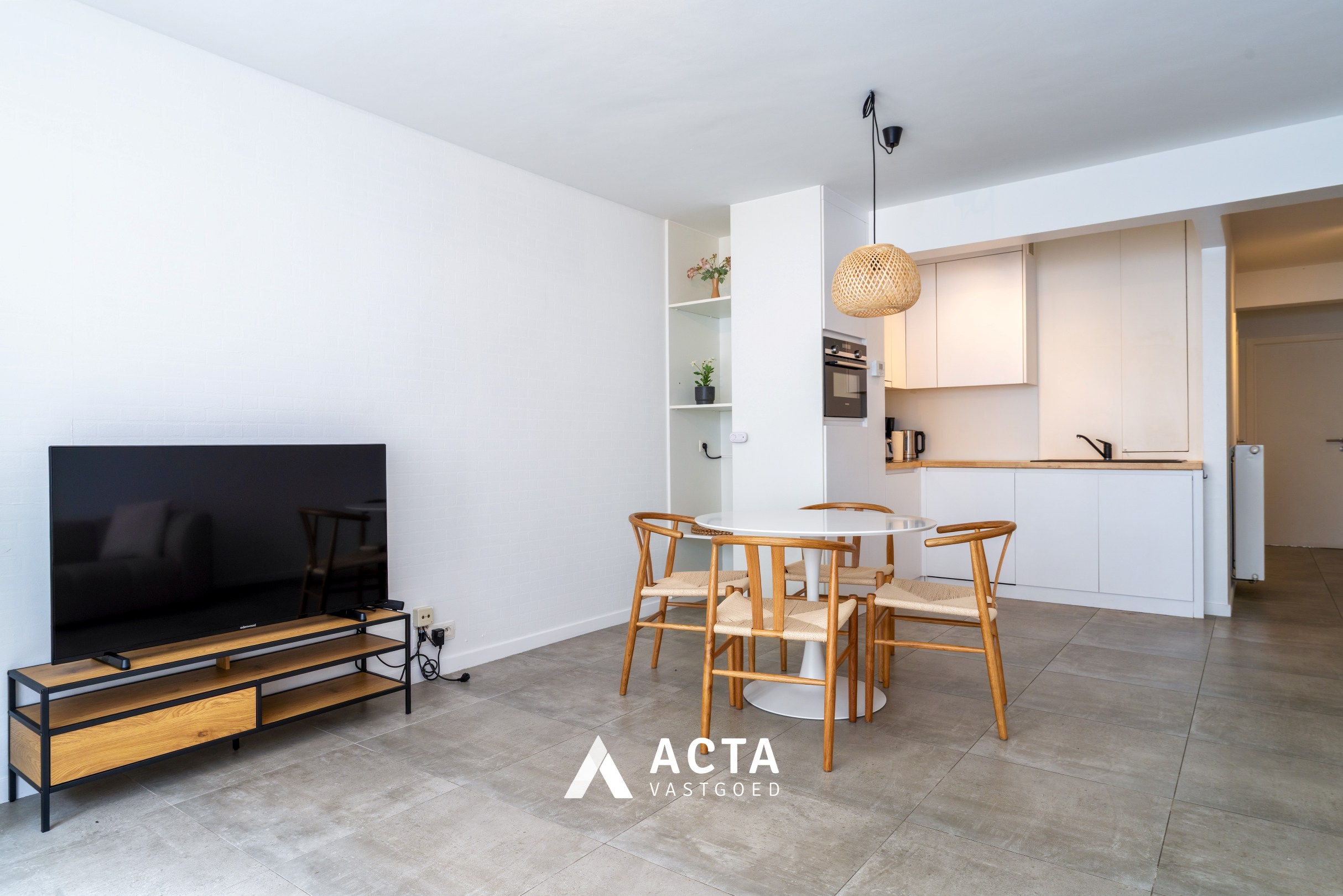 Gerenoveerd appartement met 2 terras in centrum 