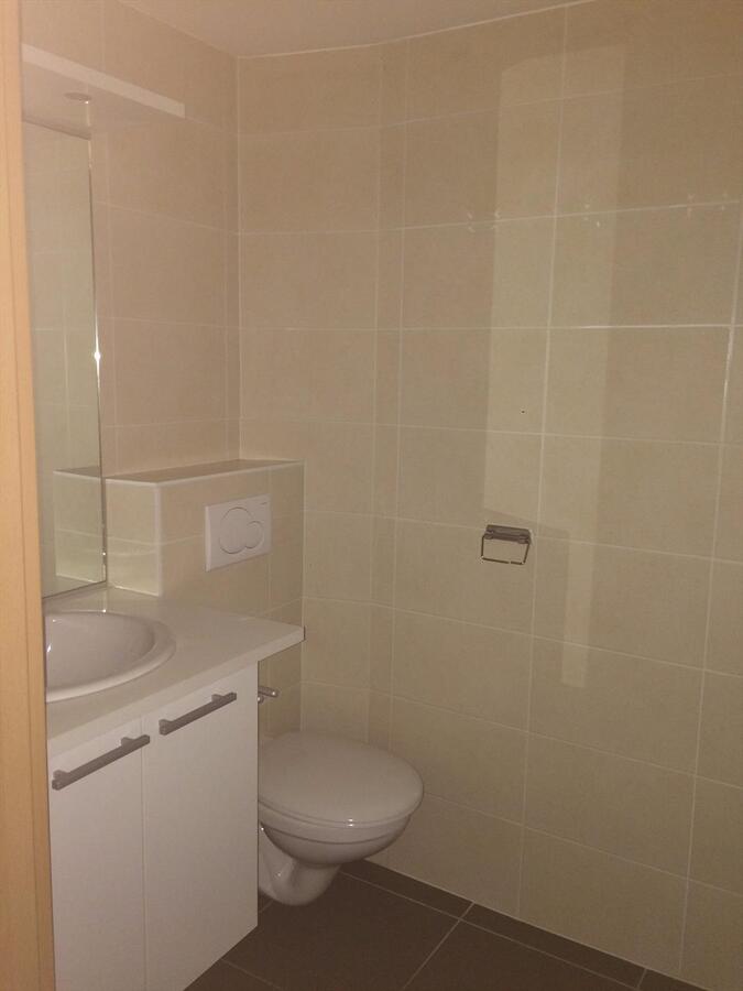 CENTRAAL GELEGEN  APPARTEMENT NABIJ JACHTHAVEN OOSTENDE 