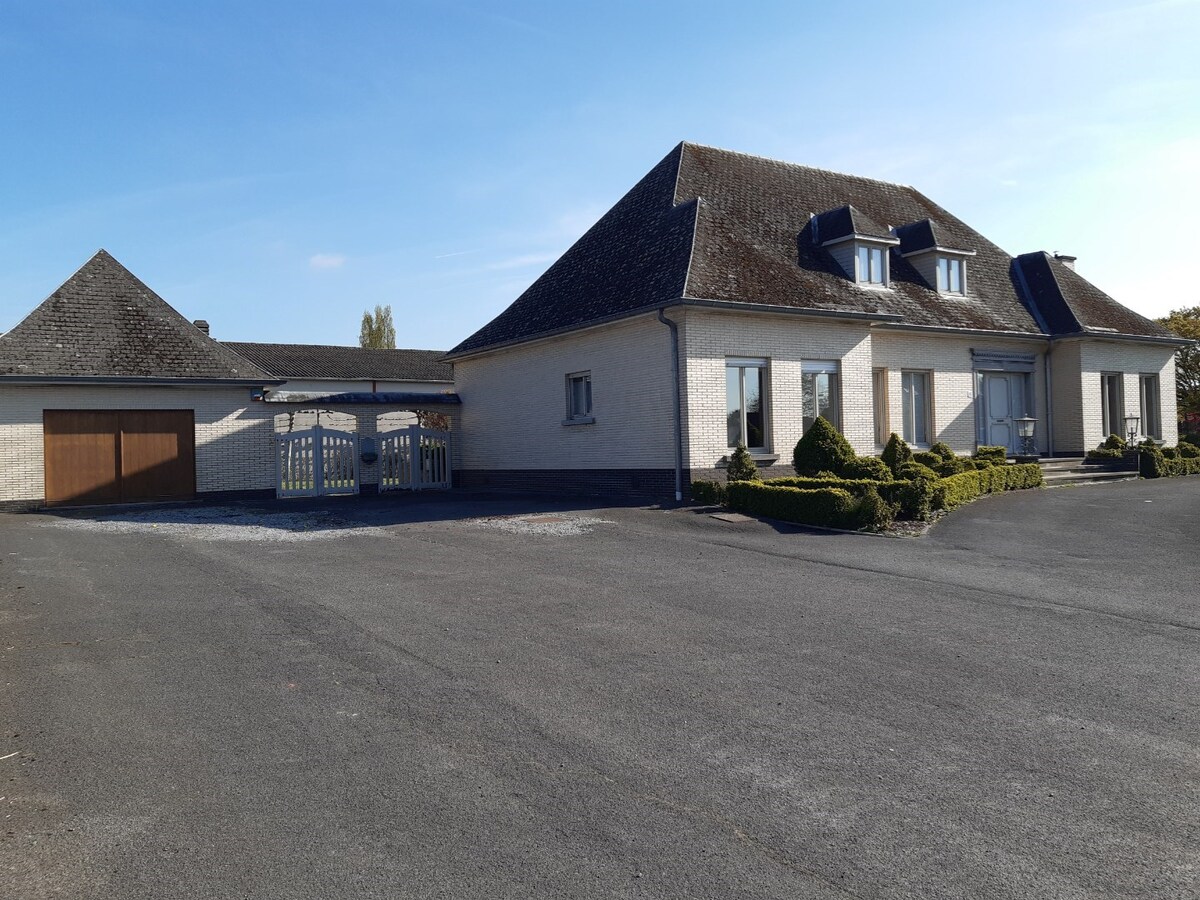 Tijdloos wonen in Semmerzake. 