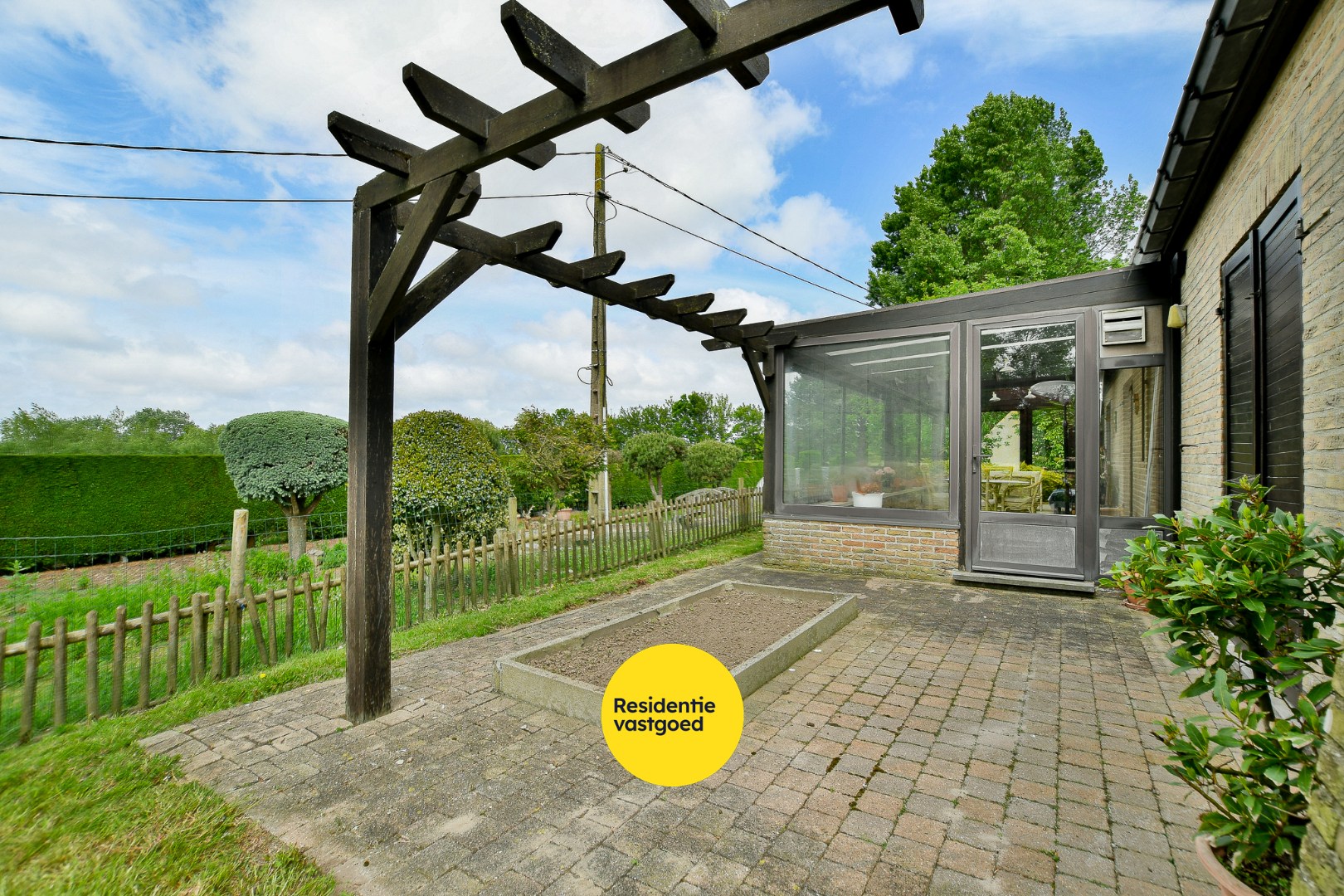 Prachtig landhuis op landelijke ligging te Leffinge. 