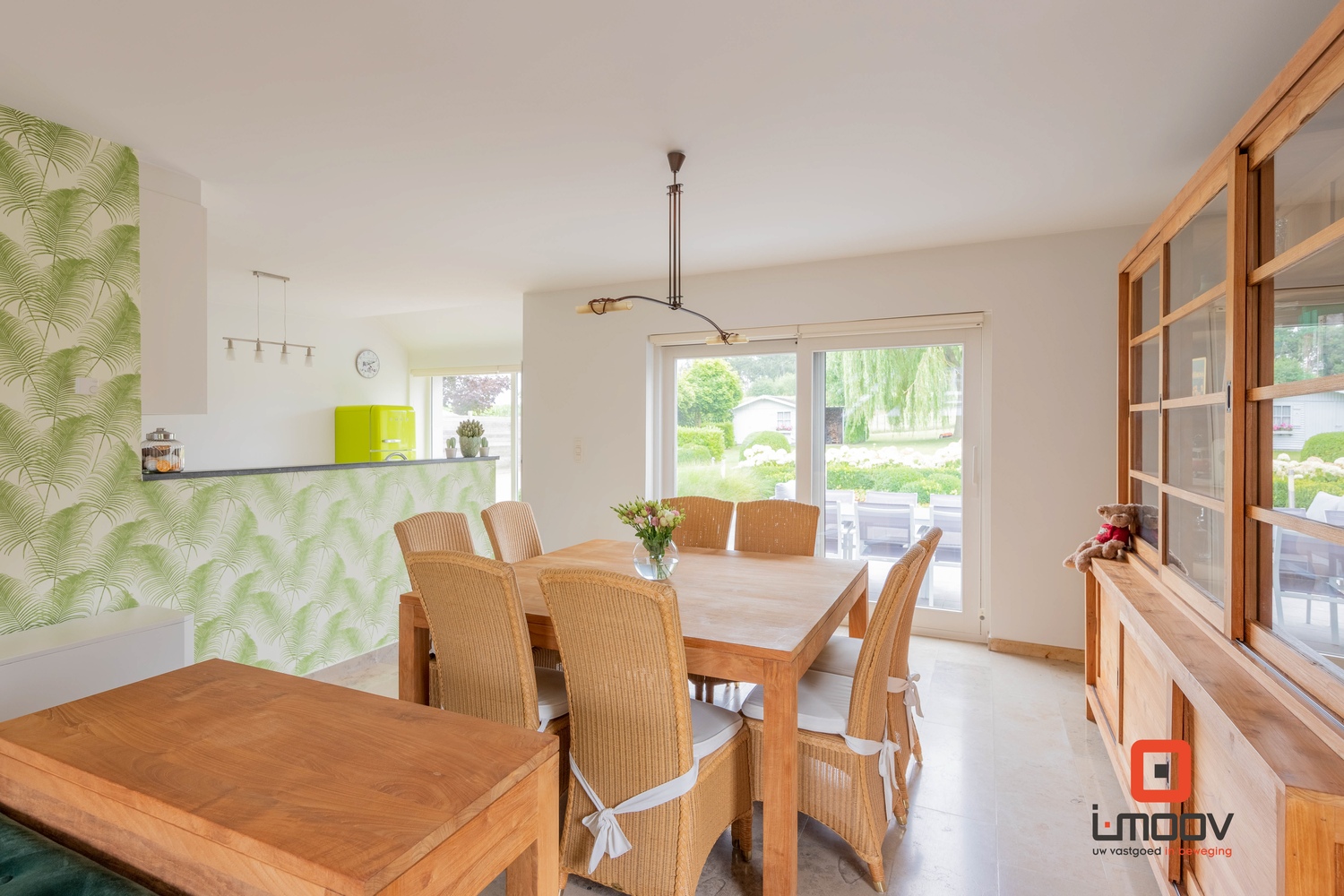 Mooie, rustig gelegen villa, op een perceel van 12a 65ca te Viane (Geraardsbergen) 