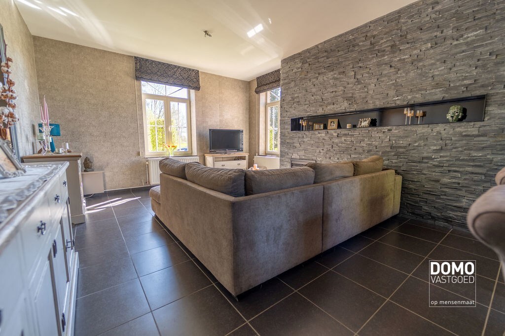 Ruime gerenoveerde woning met voldoende ruimte en tal van mogelijkheden 