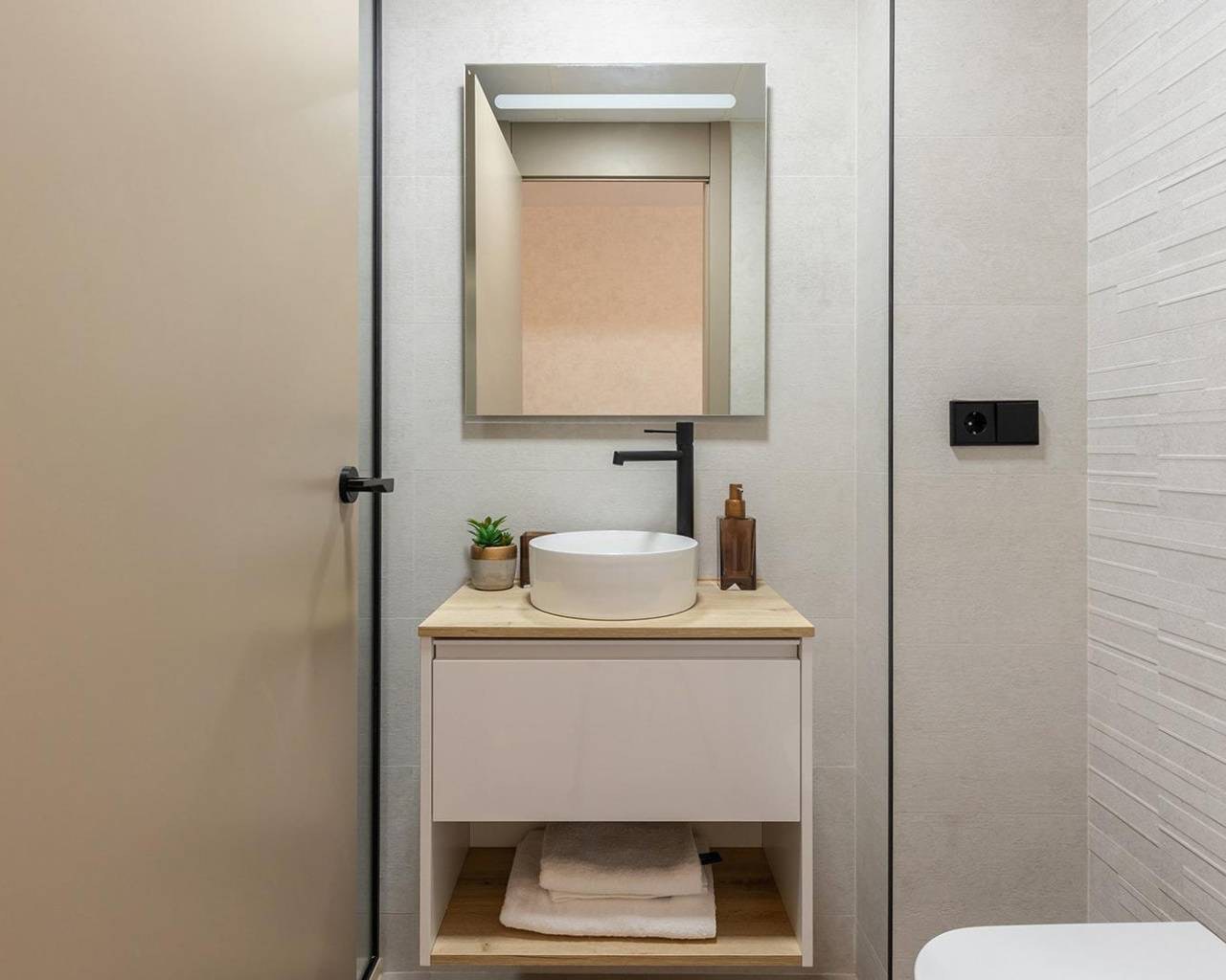 Eindelijk: uw droomappartement pal aan het strand van Torrevieja 