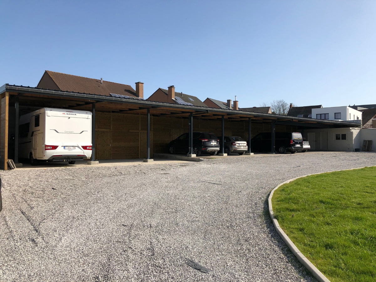 Carport - Gavere centrum. 