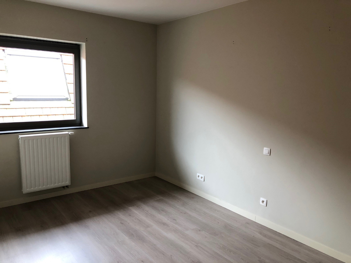 2 slaapkamer appartement op strategische locatie (incl. ondergrondse parking !!). 