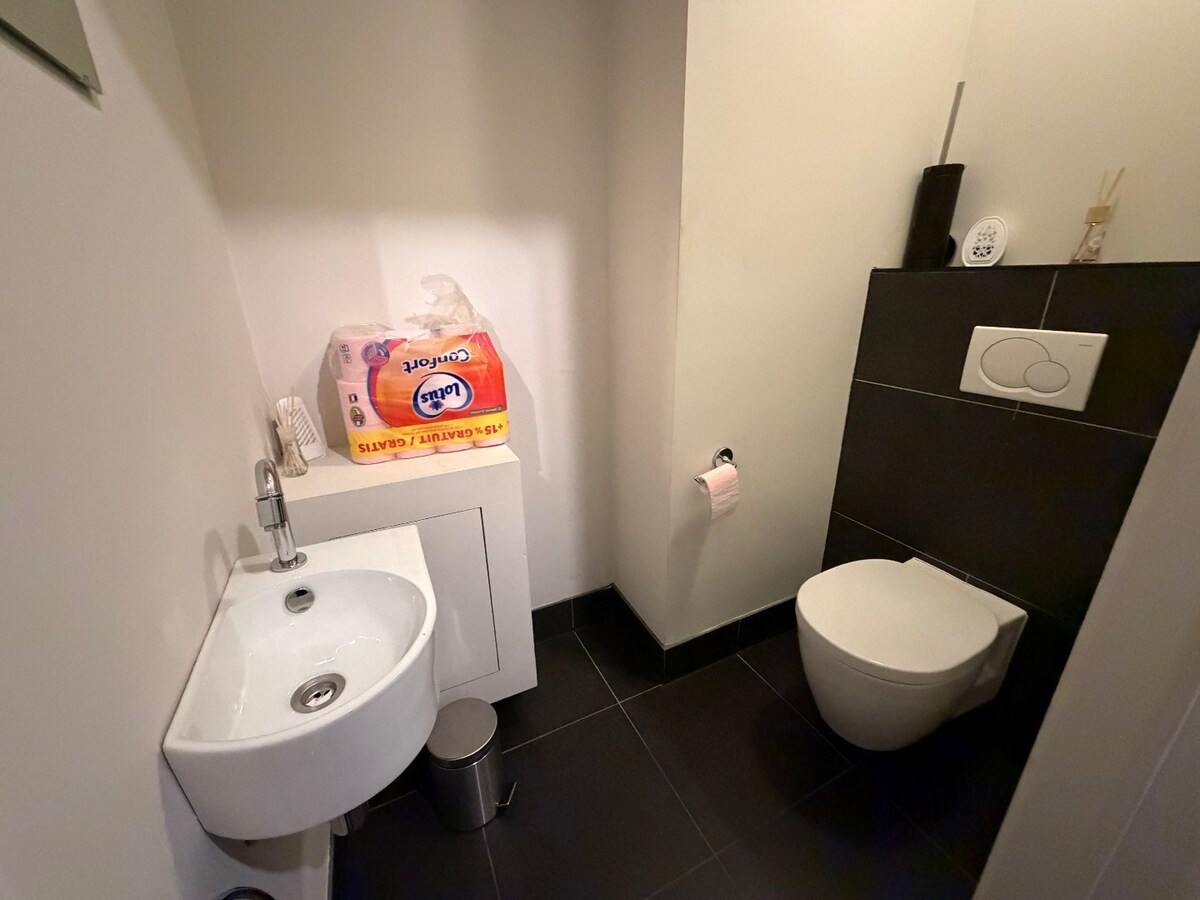 Gelijkvloers 1-slpk appartement nabij voorzieningen 