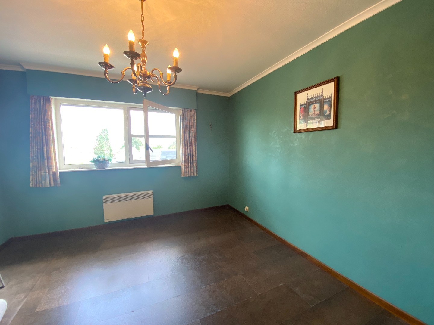 Verrassend ruim en stijlvol appartement met 3 slaapkamers in hartje Vijve! 
