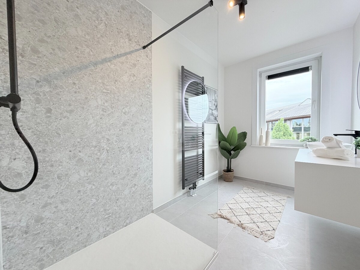 Fantastisch superruim leefappartement in hartje van Gullegem ! *** NONO INSPIRED *** 