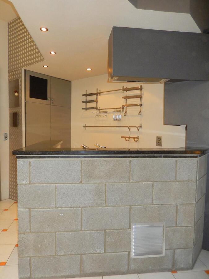 Op te frissen woning met tuin in hartje van Brugge! 