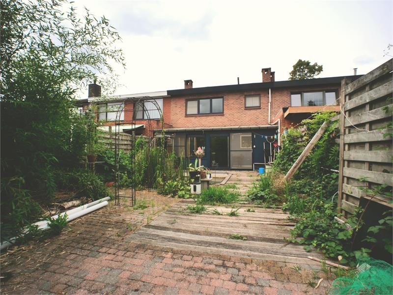 VERKOCHT!! Schitterende, lichtrijke en rustig gelegen burgerwoning te Wondelgem te koop! 