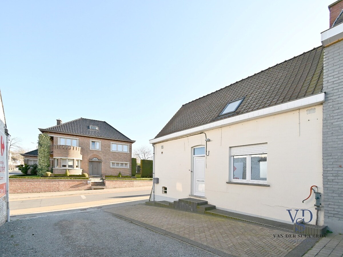 Half Open Bebouwing, met afzonderlijke tuin. 