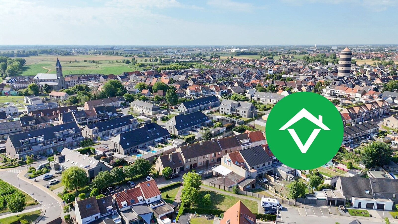 Volledig gerenoveerde gezinswoning met karakter in hartje Bredene-Dorp 