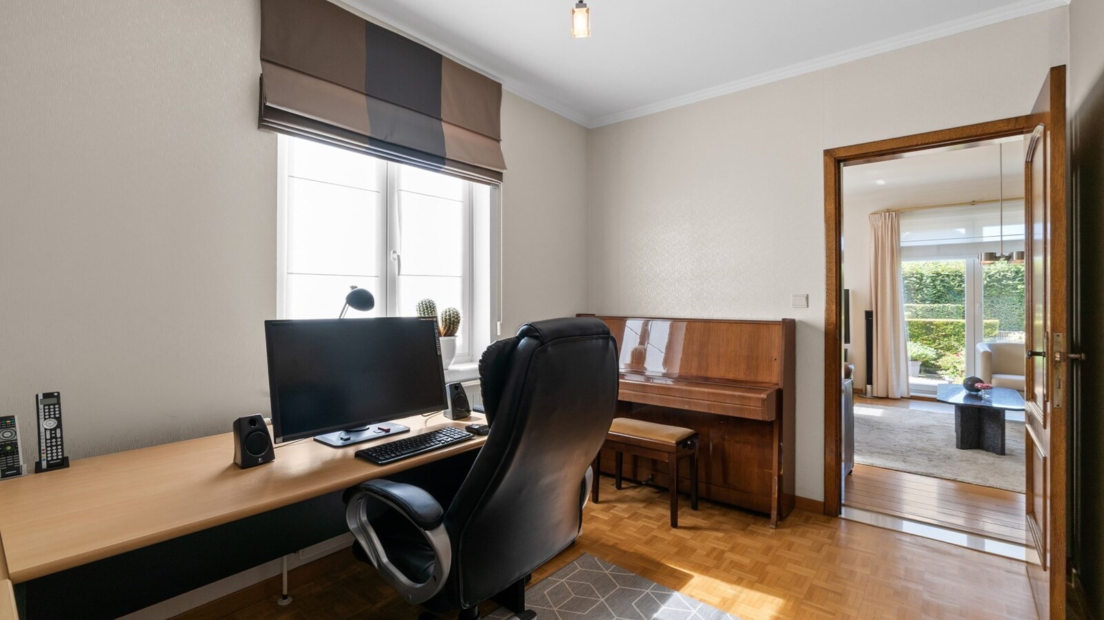 Instapklaar, energiezuinig landhuis op rustige locatie 