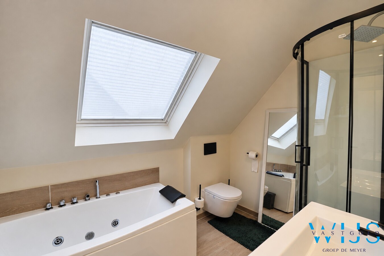 Instapklare open bebouwing met vier slaapkamers op een zonnig hoekperceel in Assenede! 
