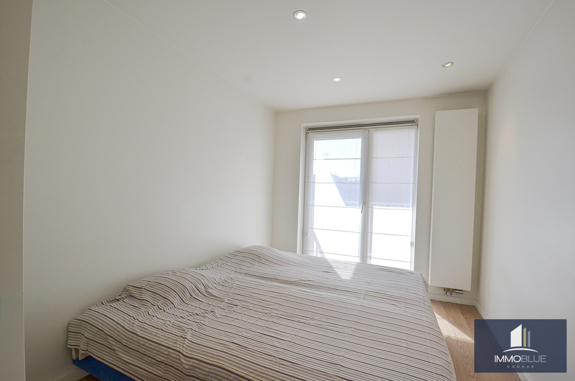 Topaanbieding – Uitzonderlijk ruim appartement gelegen in een stijlvolle residentie. 