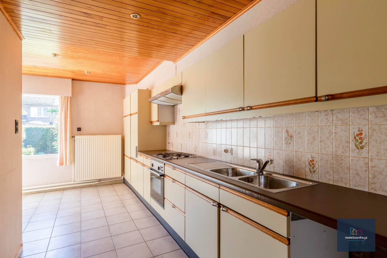 Gunstig gelegen woning met 3 slpk en aangename tuin 