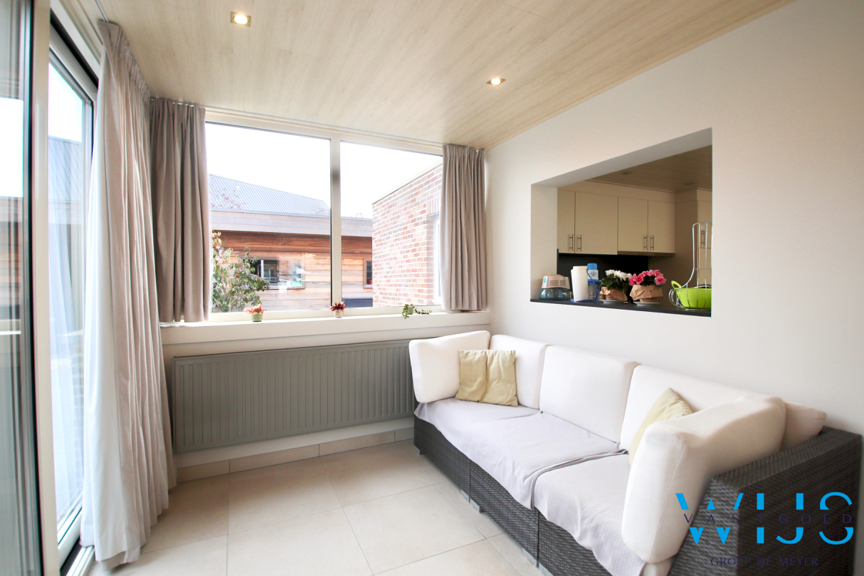 Super gezellige instapklare woning in Hartje Assenede ! 