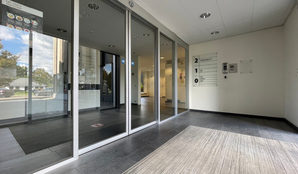 Instapklare kantoren te huur vlakbij E19 in Kontich