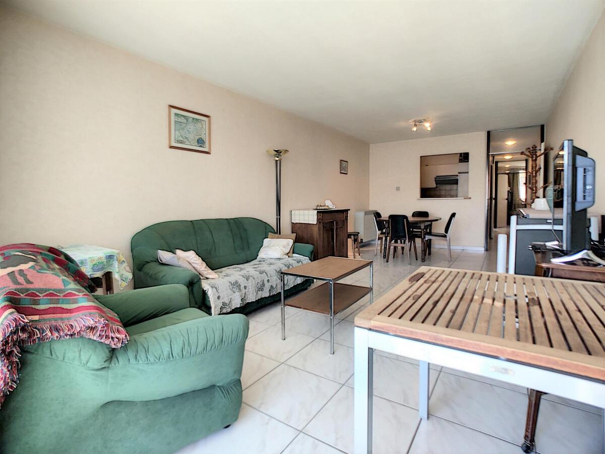 Ruim appartement met autostandplaats - Zeebrugge 