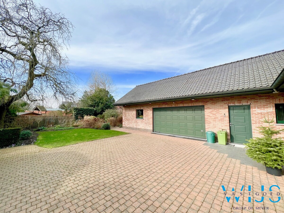 Ongelofelijk ruim woonhuis op een TOPlocatie ! 