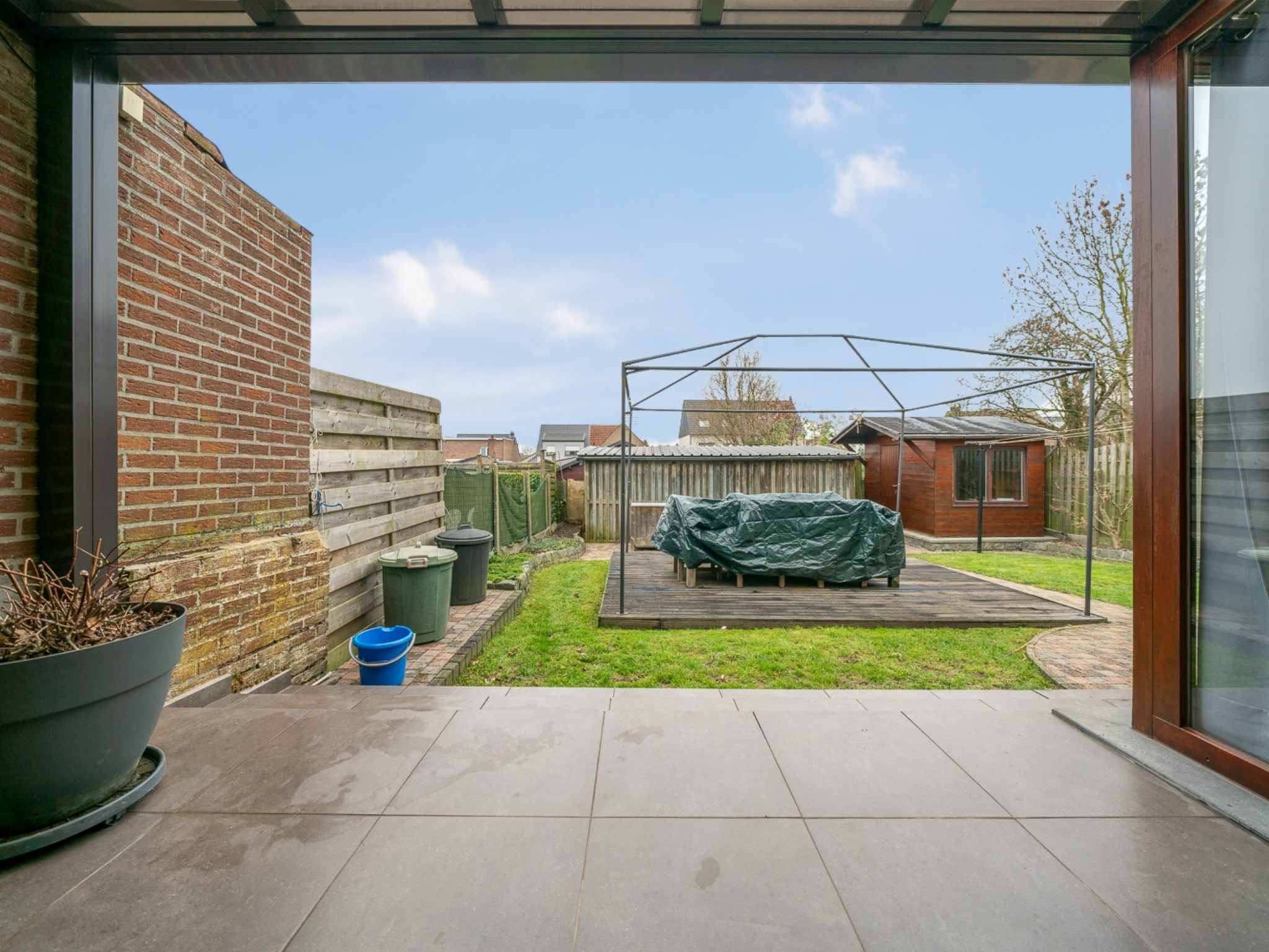 Instapklare woning met 3 kamers, terras en tuin 