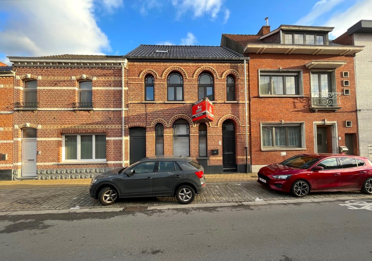 Verkocht herenhuis - Geel