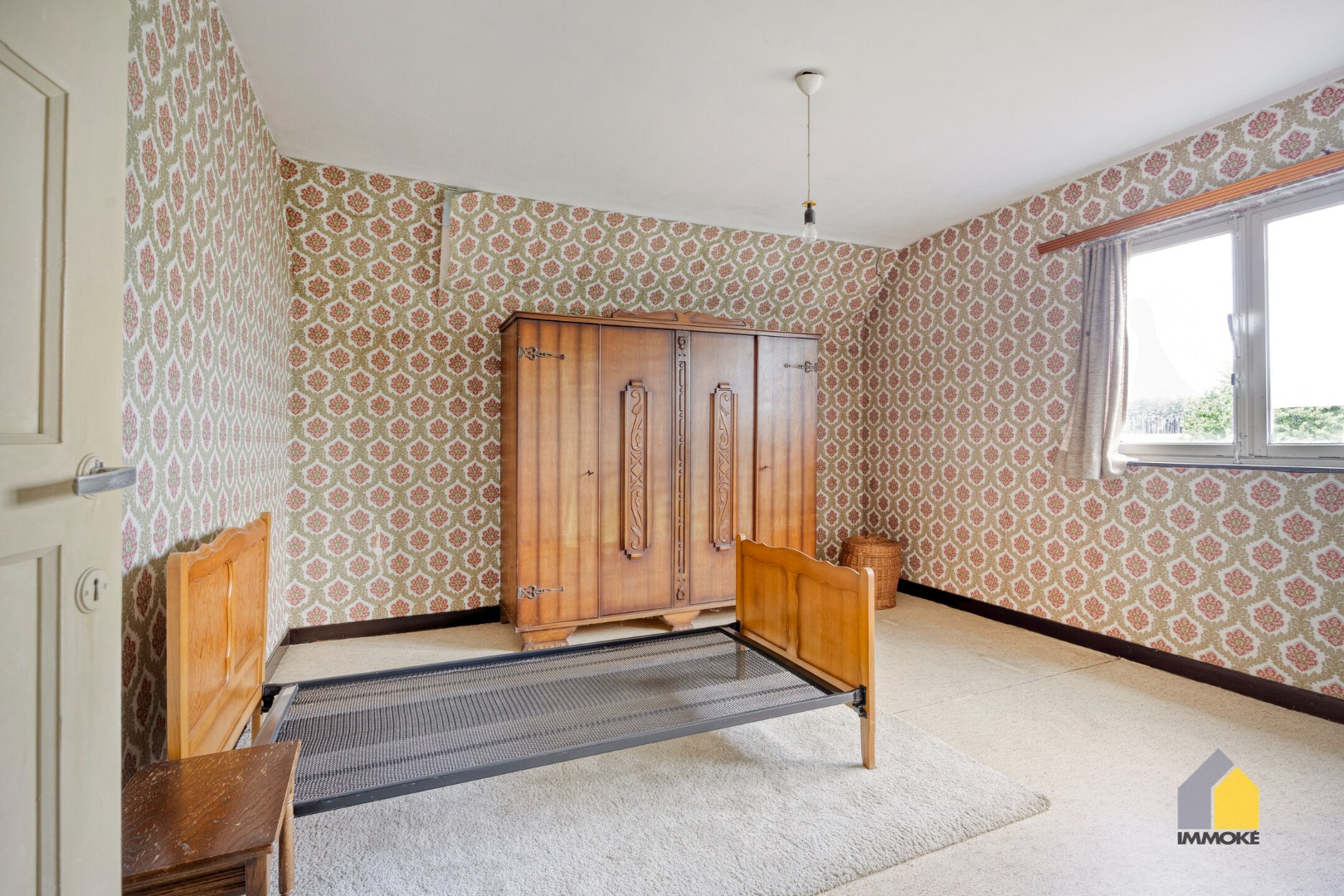 Te renoveren woning met 3 slpks op een perceel van 6 a 44 ca. 