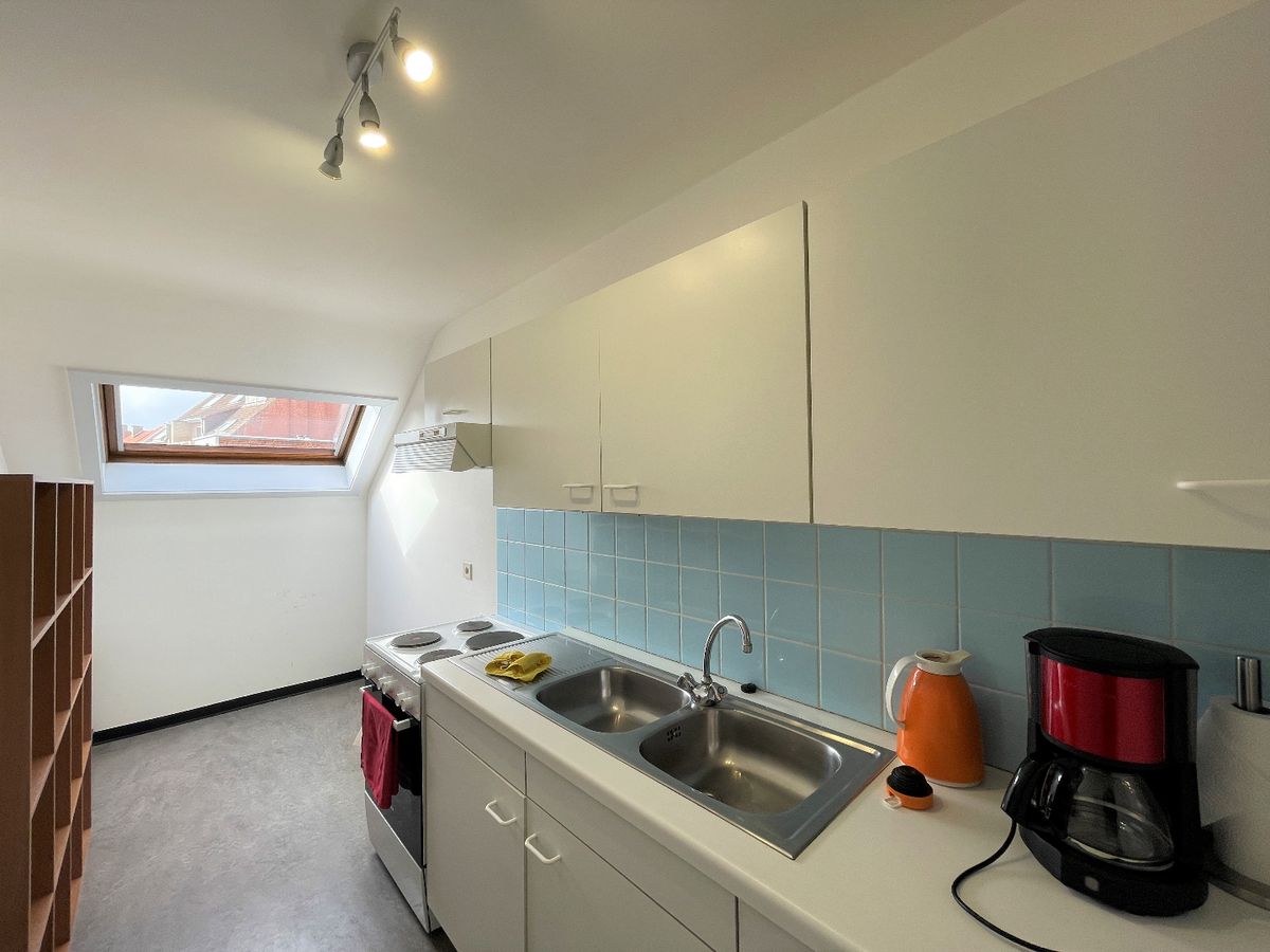 Duplex appartement met 2 slaapkamers en garage te Roeselare 