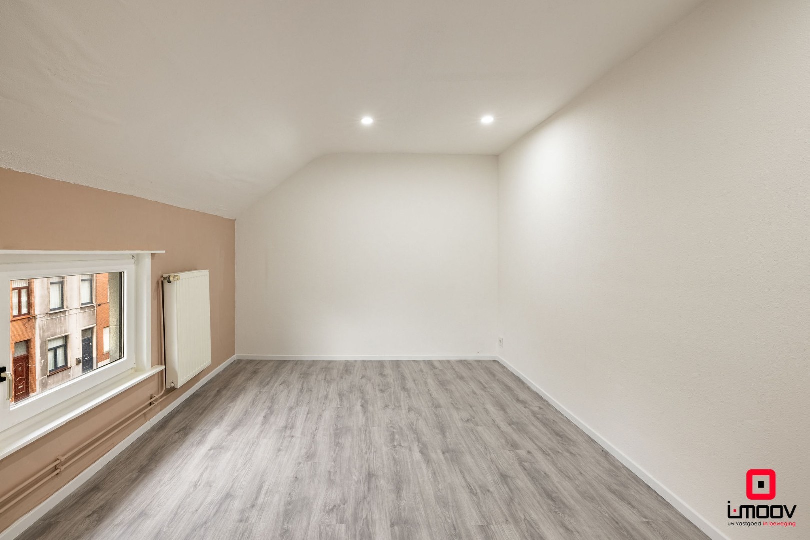 Stadswoning met vier slaapkamers en potentieel op absolute topligging (Mobiscore 9,2/10) 