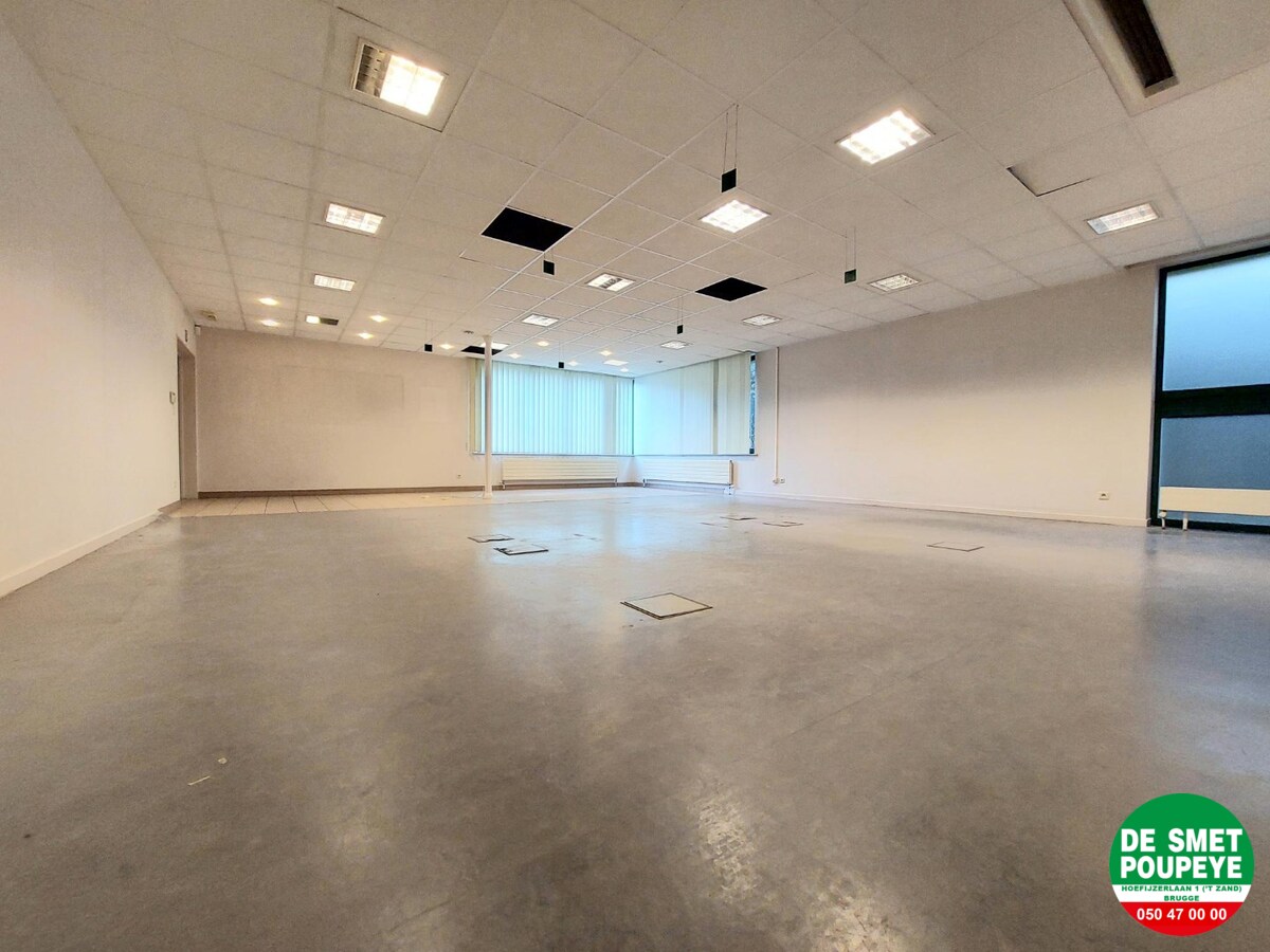 Kantoor, winkel, praktijk, showroom,... 