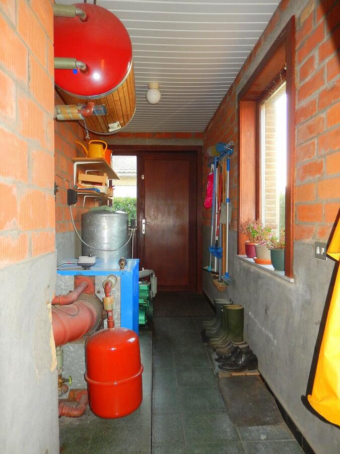 Bungalow met 3 slaapkamers en een zonnige tuin 