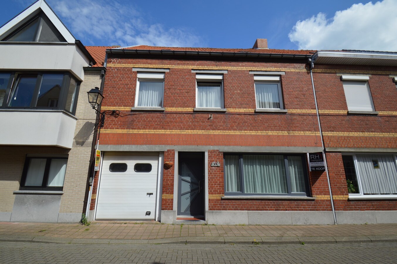 Ruime Gezinswoning Met Garage En Zonnige Tuin (80 m²). 