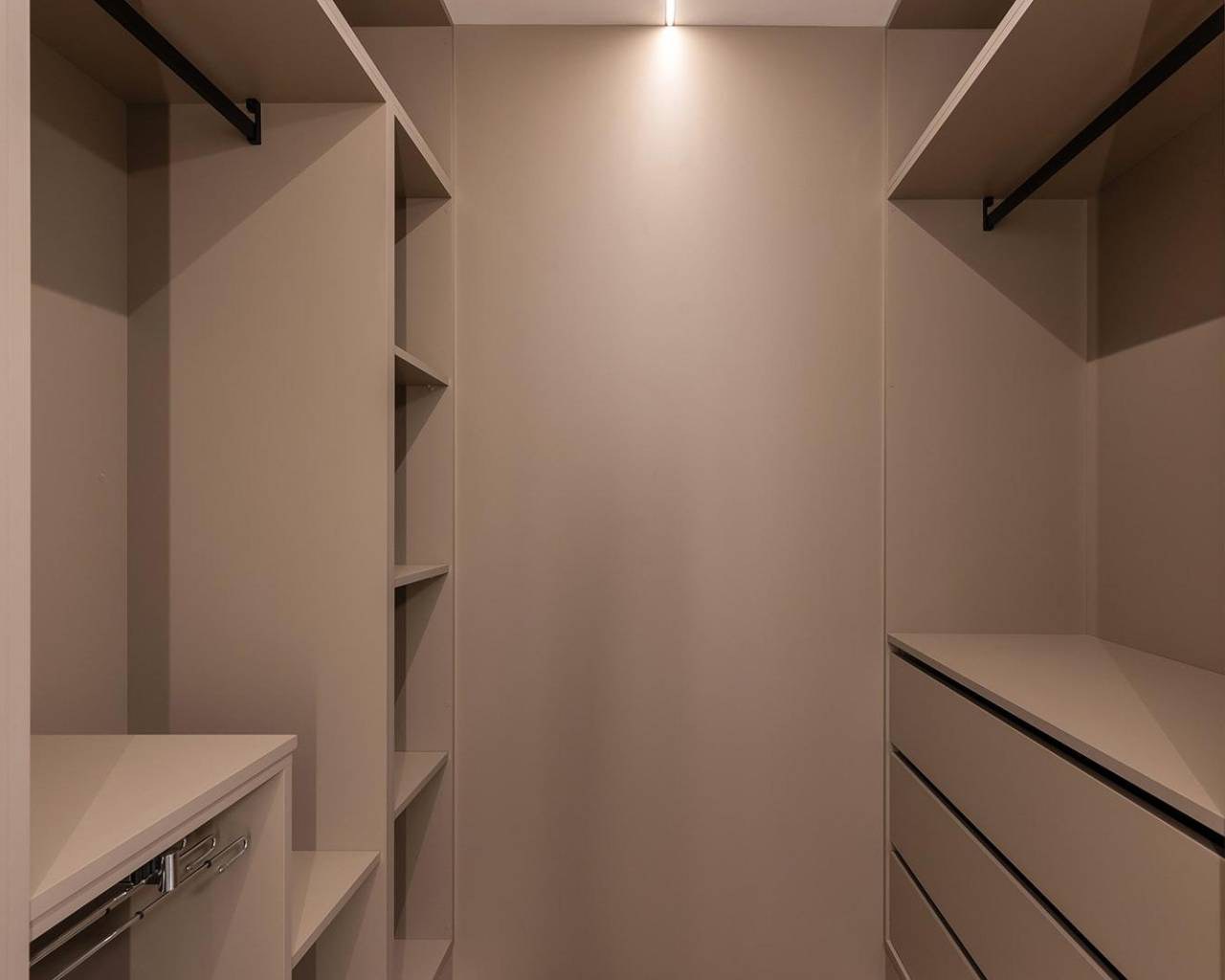 Eindelijk: uw droomappartement pal aan het strand van Torrevieja 