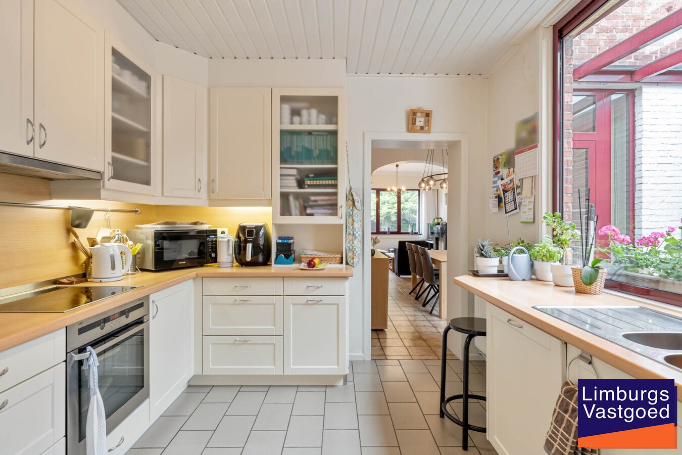 Instapklare stadswoning, 2(3) slpk, met zuidgerichte tuin 