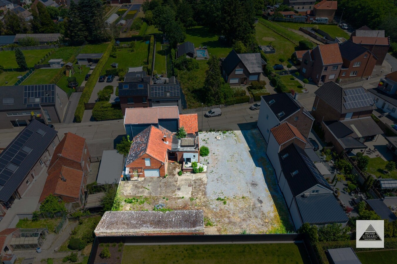 Eigenbilzen: op te knappen woning op 9a 61ca 