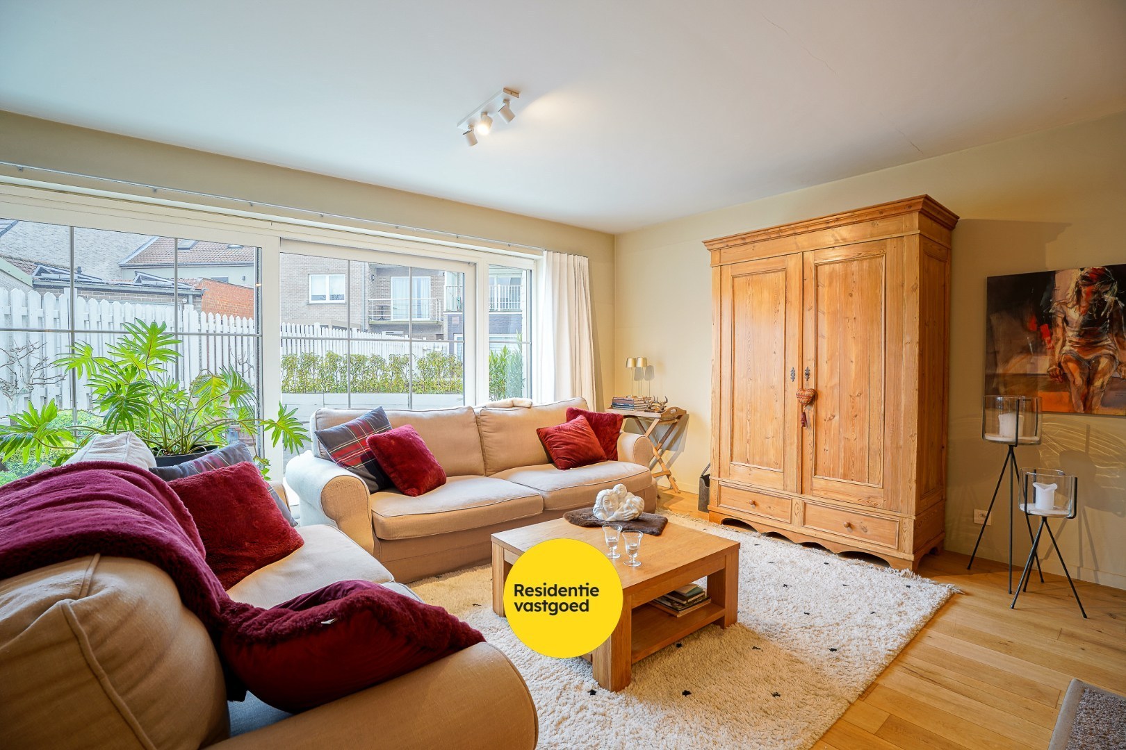 Luxueus appartement met 2 slaapkamers en ruim terras op centrale ligging 