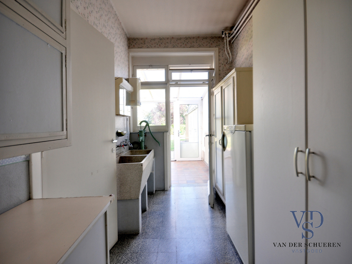 Zeer ruime herenwoning in centrum Gavere ! 